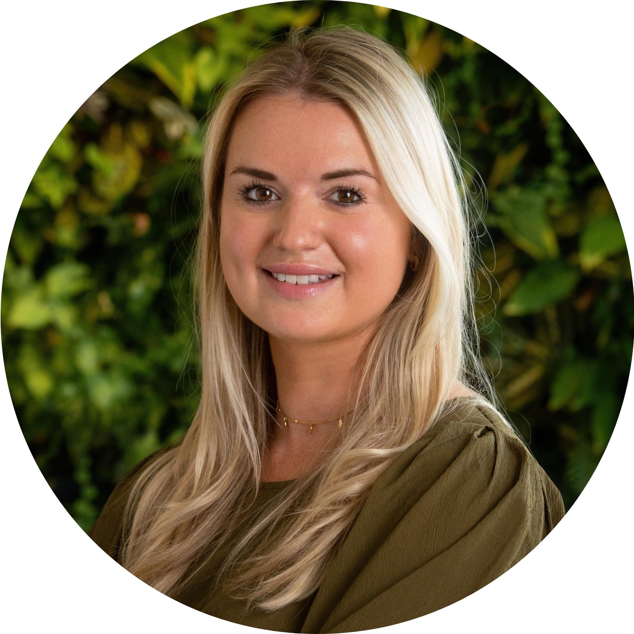 An image of Roisin Nicoll