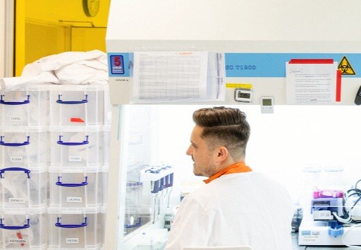 bit-bio_Lab_May22_Pic0012-1200x755px